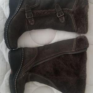 Baretrap boots